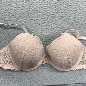 H&M Bra 34D Push Up Bra  Boost Lift Lace Seamed Padded